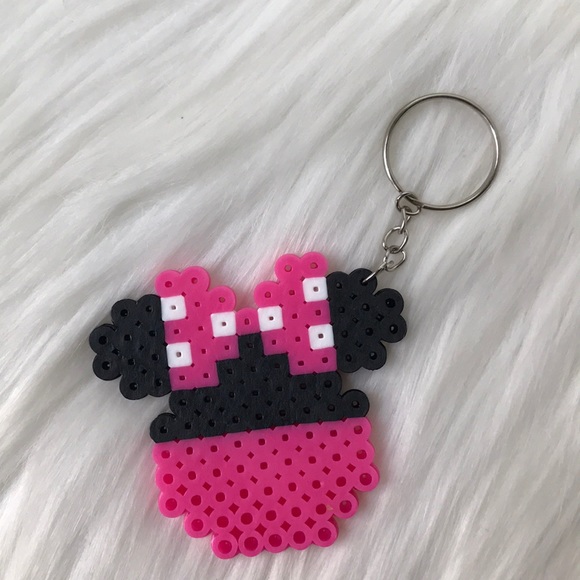 Minie mouse Keychain hand made - Picture 3 of 6